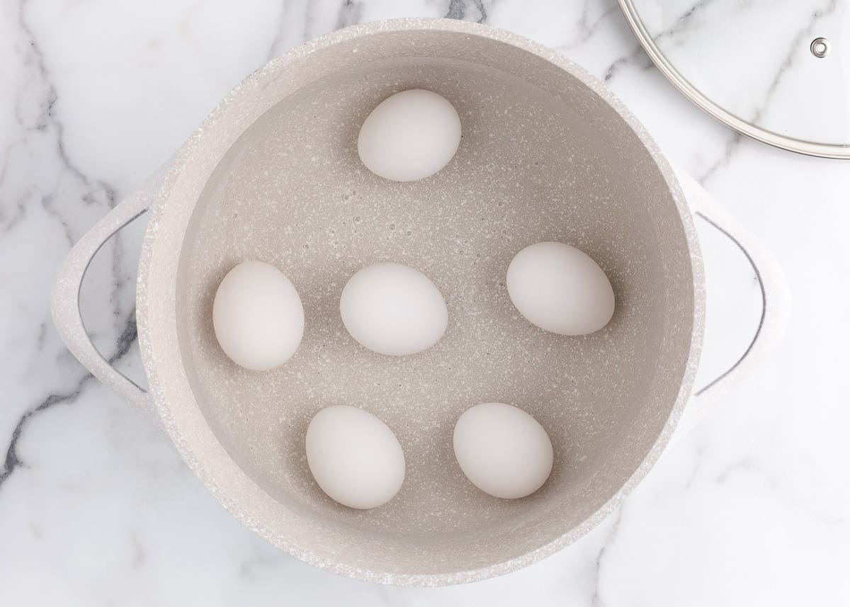 eggs in pot