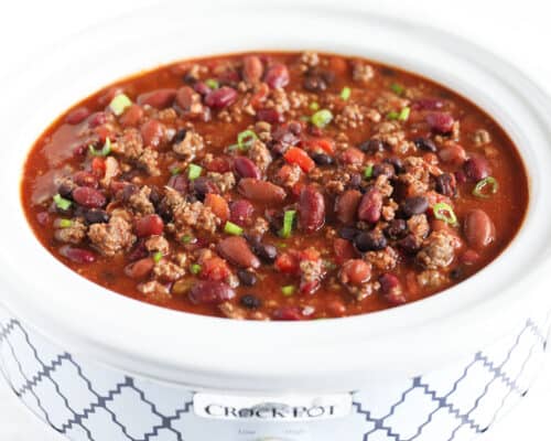 chili in white crockpot