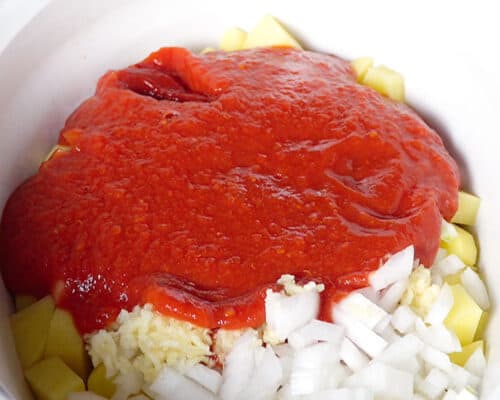 seafood stew in white pot