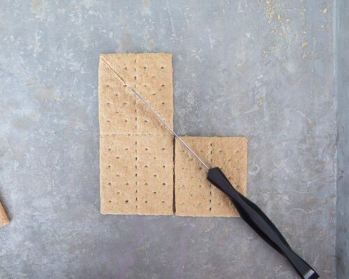 cutting graham crackers