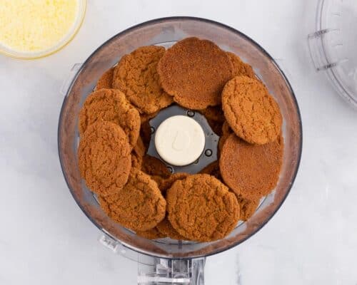 gingersnaps in food processor