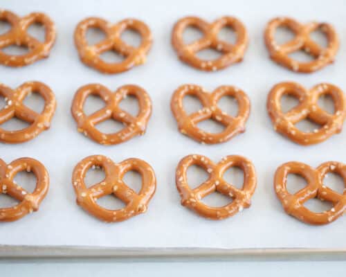 pretzels on baking sheet