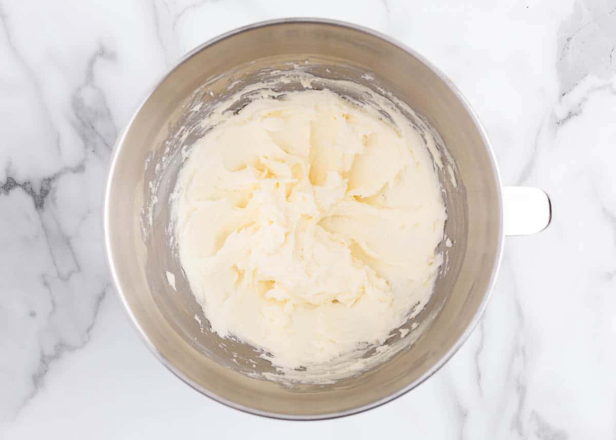 buttercream in bowl