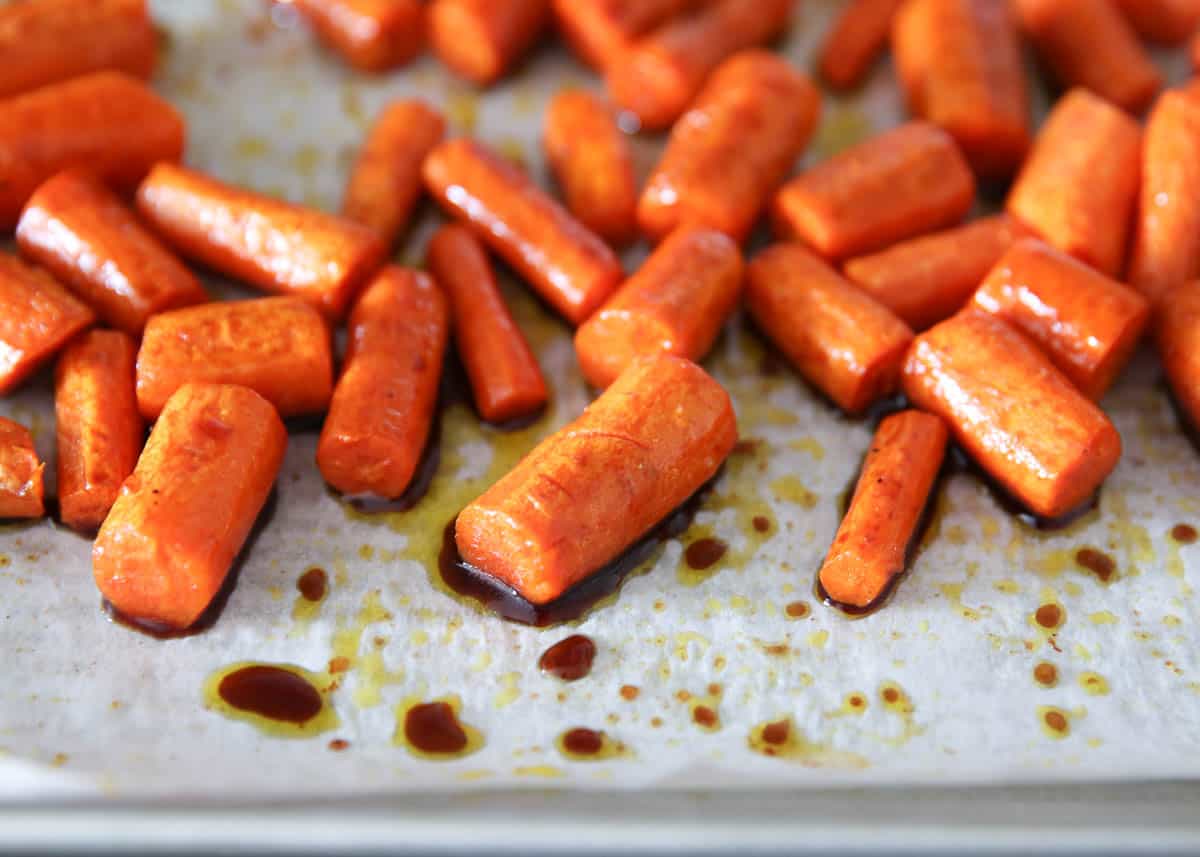 carrots and balsamic oil on pan