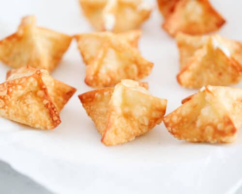 wontons on paper towels