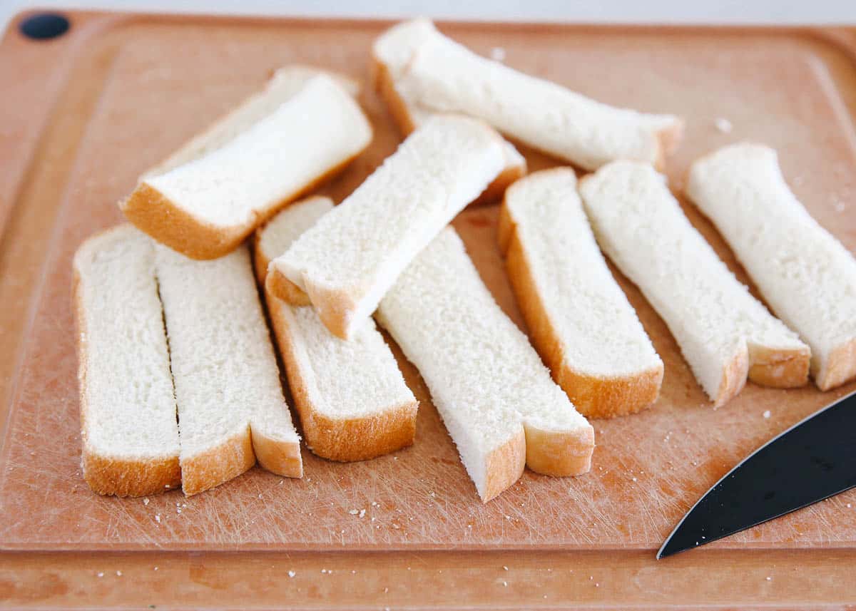 sliced bread on cutting board