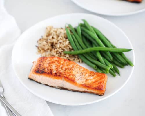salmon and green beans on plate