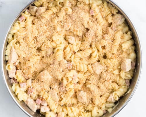 chicken cordon bleu pasta in pan