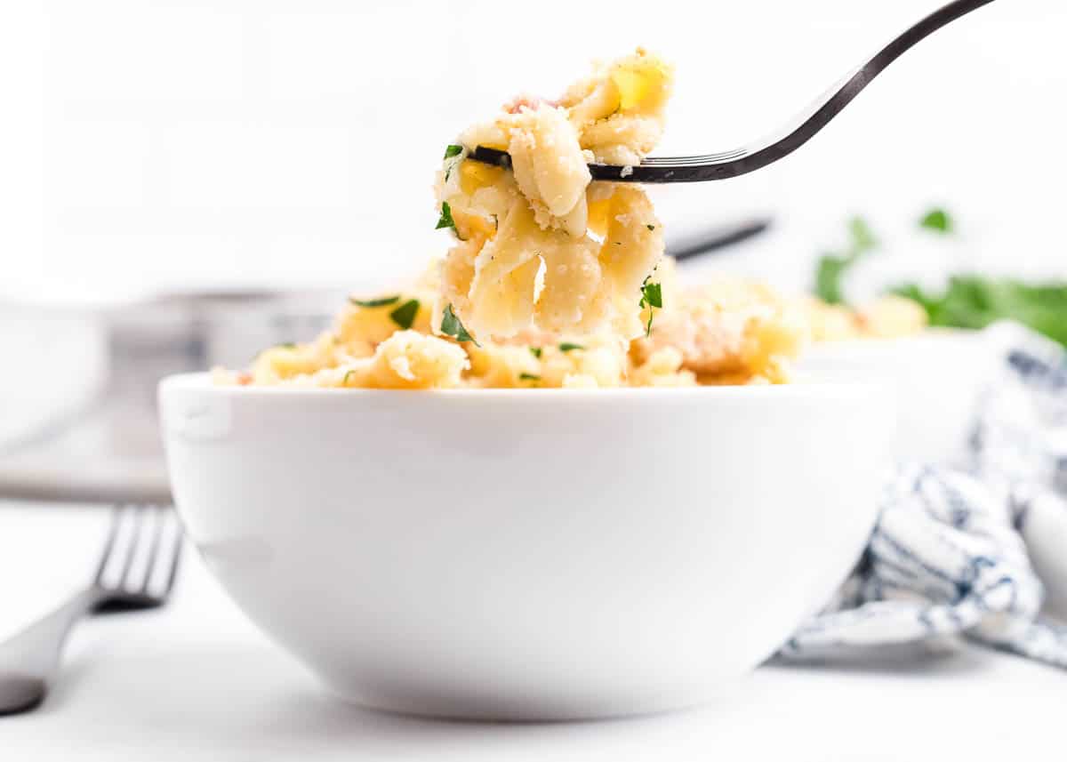 bowl full of chicken cordon bleu pasta