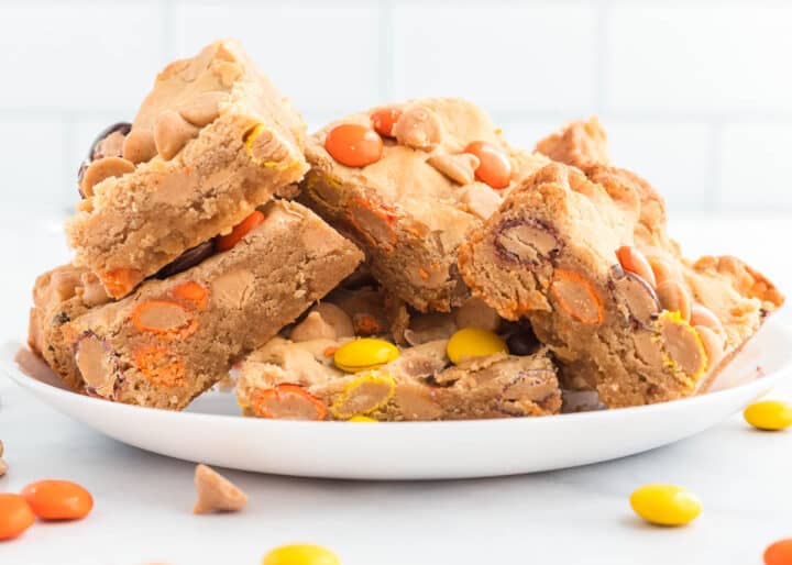 EASY Reese's Peanut Butter Blondies I Heart Naptime