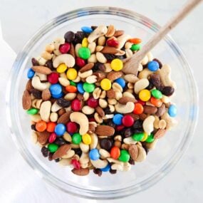 trail mix in glass bowl