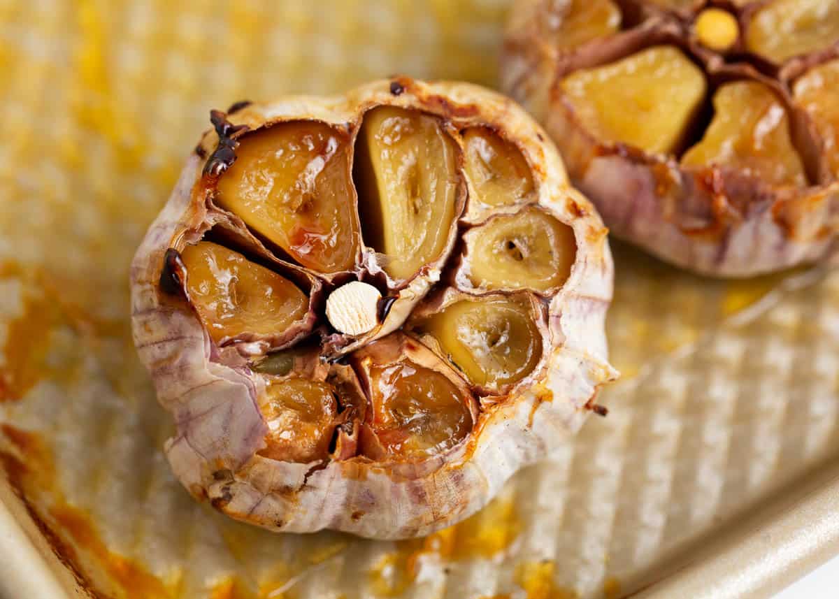 Garlic & Shallot Confit @chosenfoods @spiceology #garlictok #roastedg