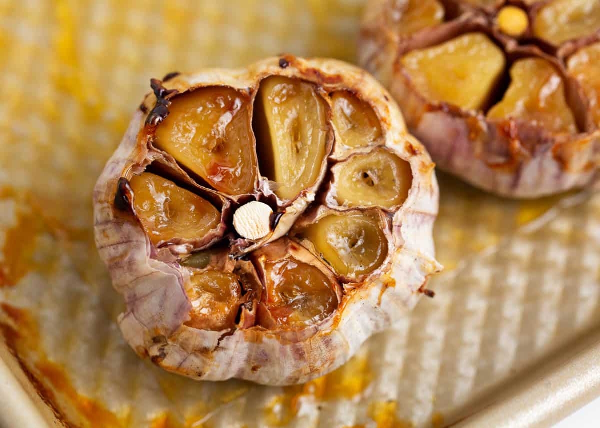 The no foil roasted garlic hack you need! (+ how to freeze it and