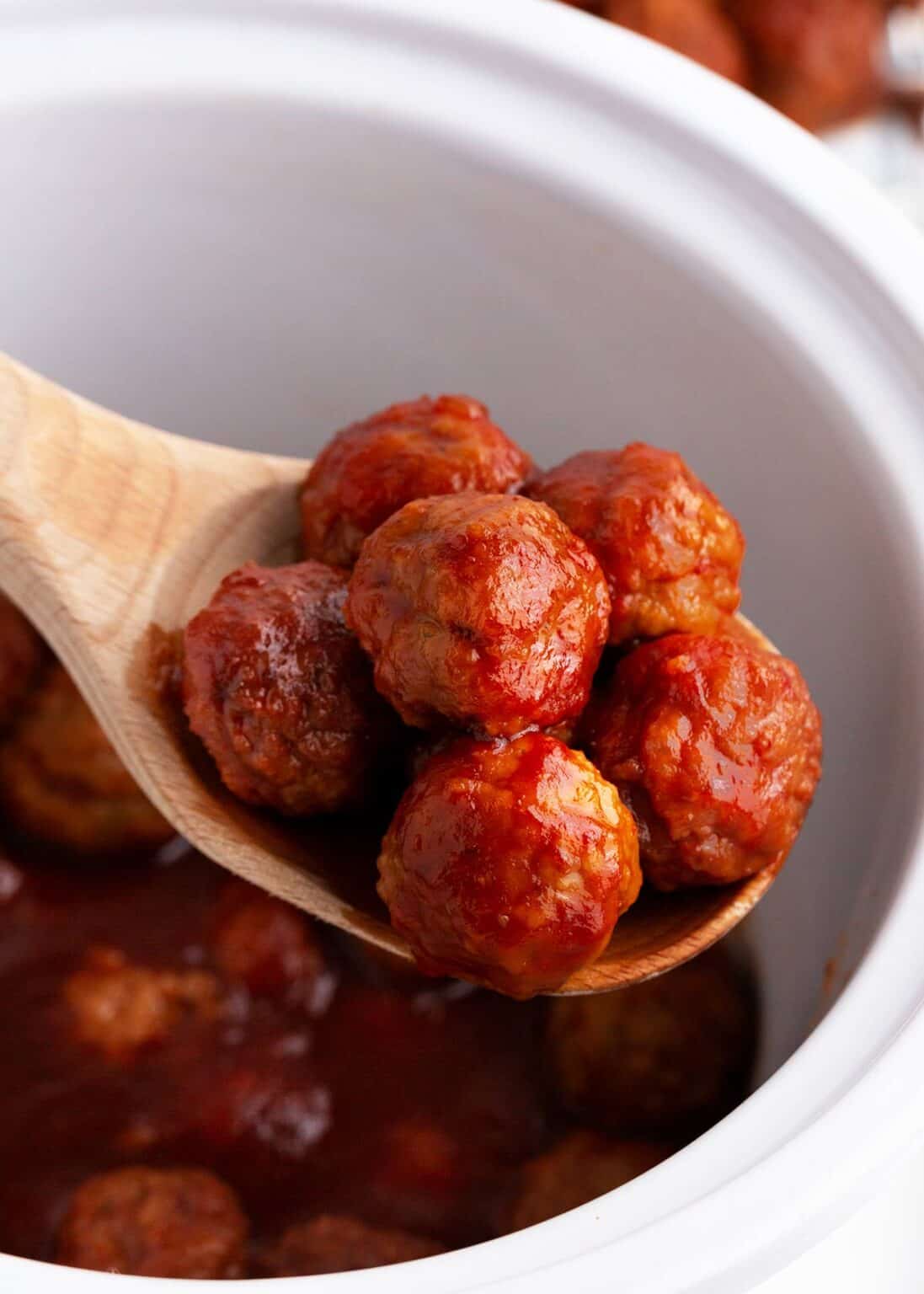 Grape Jelly Chili Sauce Meatballs I Heart Naptime