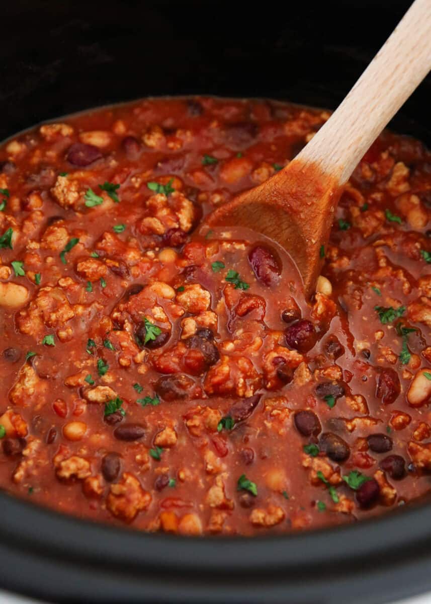 Simple Slow Cooker Turkey Chili