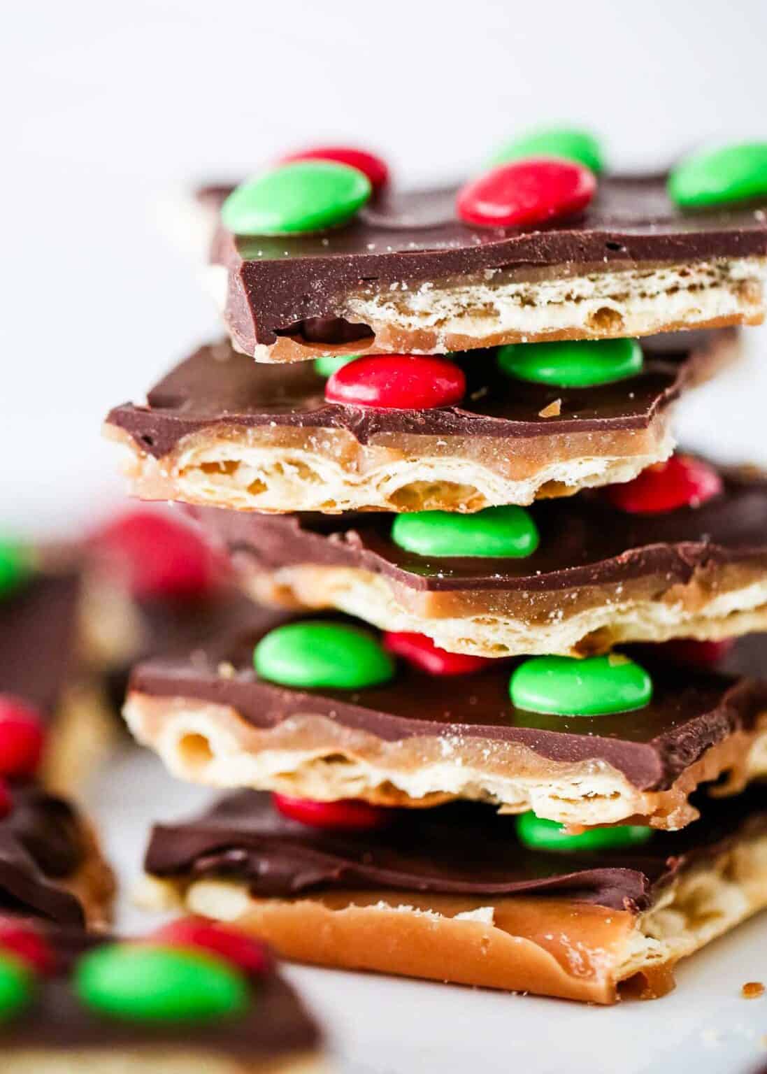 BEST Christmas Crack Toffee Recipe (only 15 mins!) I Heart Naptime