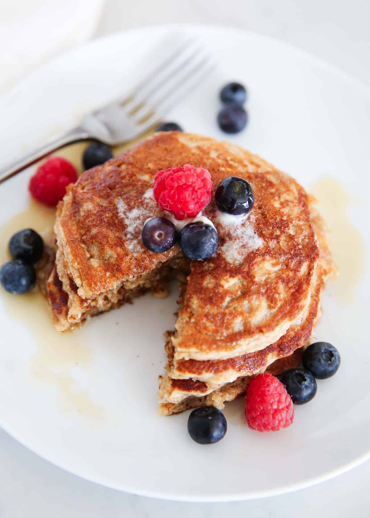 Blender Oatmeal Pancakes