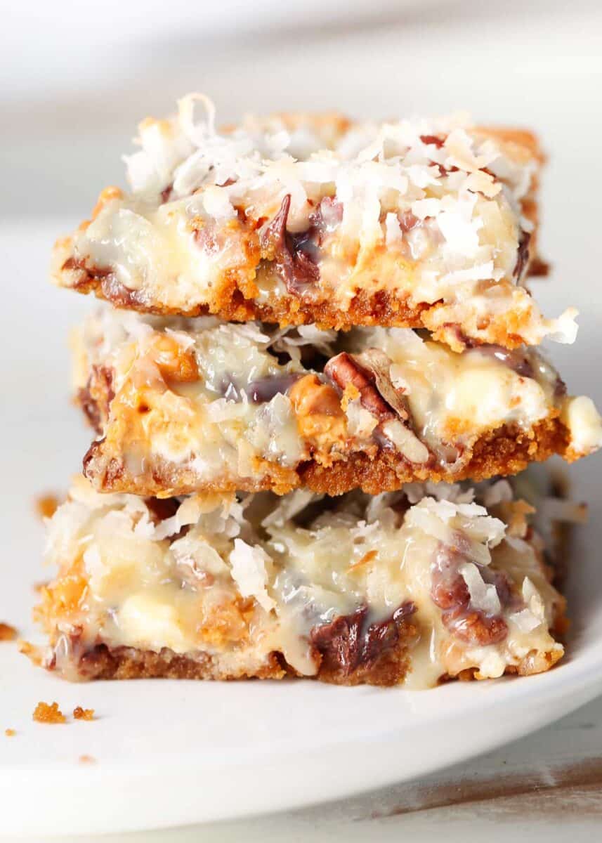 Stack of 7 layer bars.