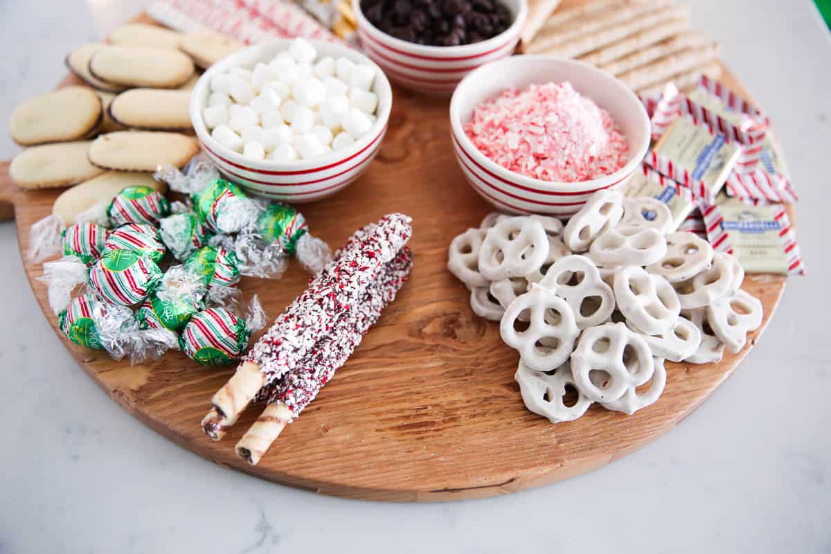 Showing how to make a hot chocolate charcuterie board.