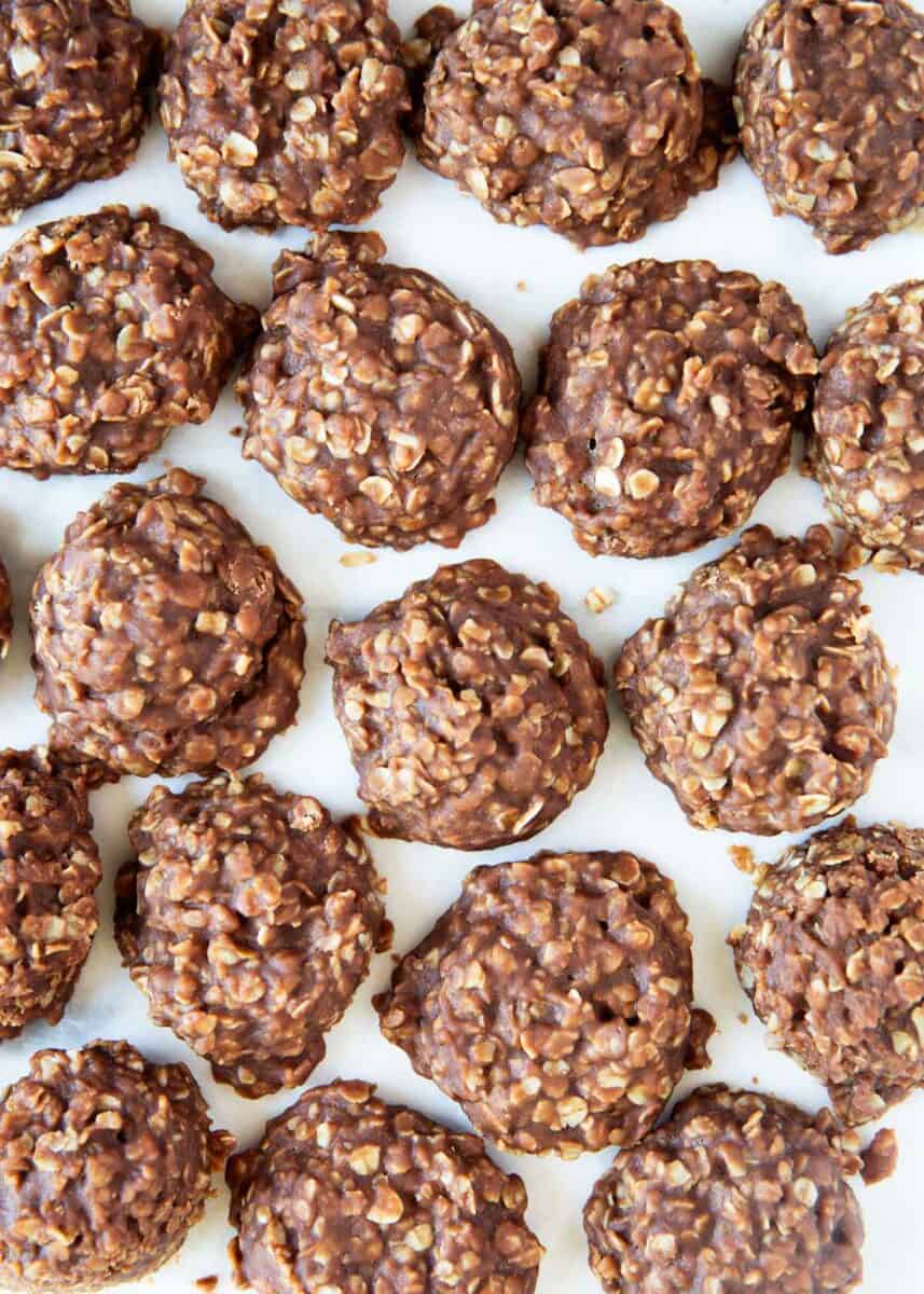 No-Bake Cookies - Only 7 ingredients and 15 minutes to make! Perfectly soft and chewy with a delicious chocolate peanut butter taste. No bake cookies on the counter.