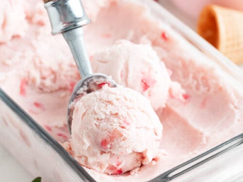 Cuisinart Strawberry Ice Cream - I Heart Naptime