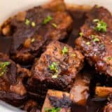 Short ribs in a pot.