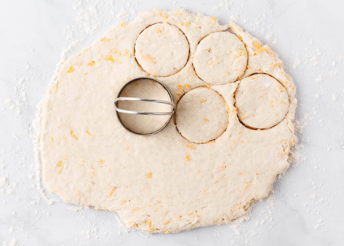 Showing how to make red lobster biscuits.