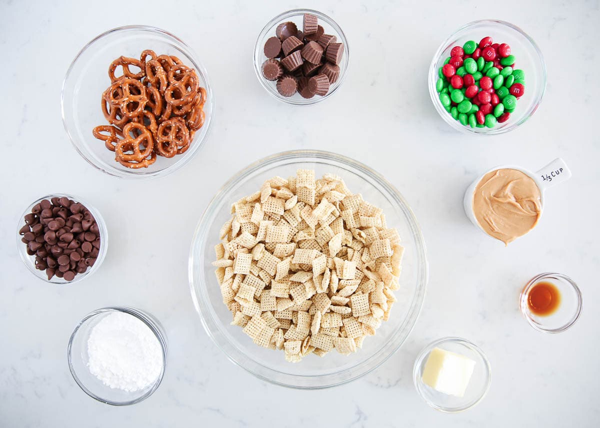 Reindeer chow ingredients.