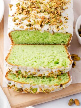Sliced pistachio bread.