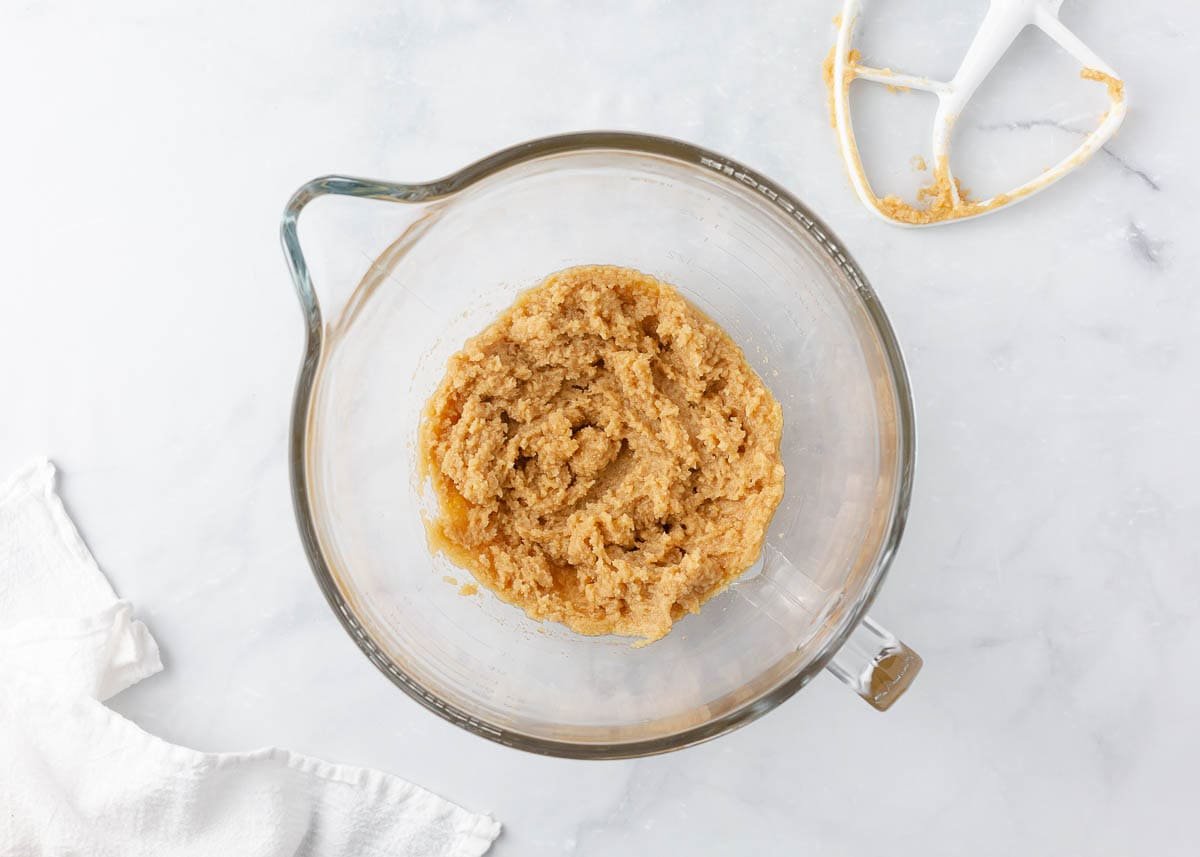 Combine wet ingredients.