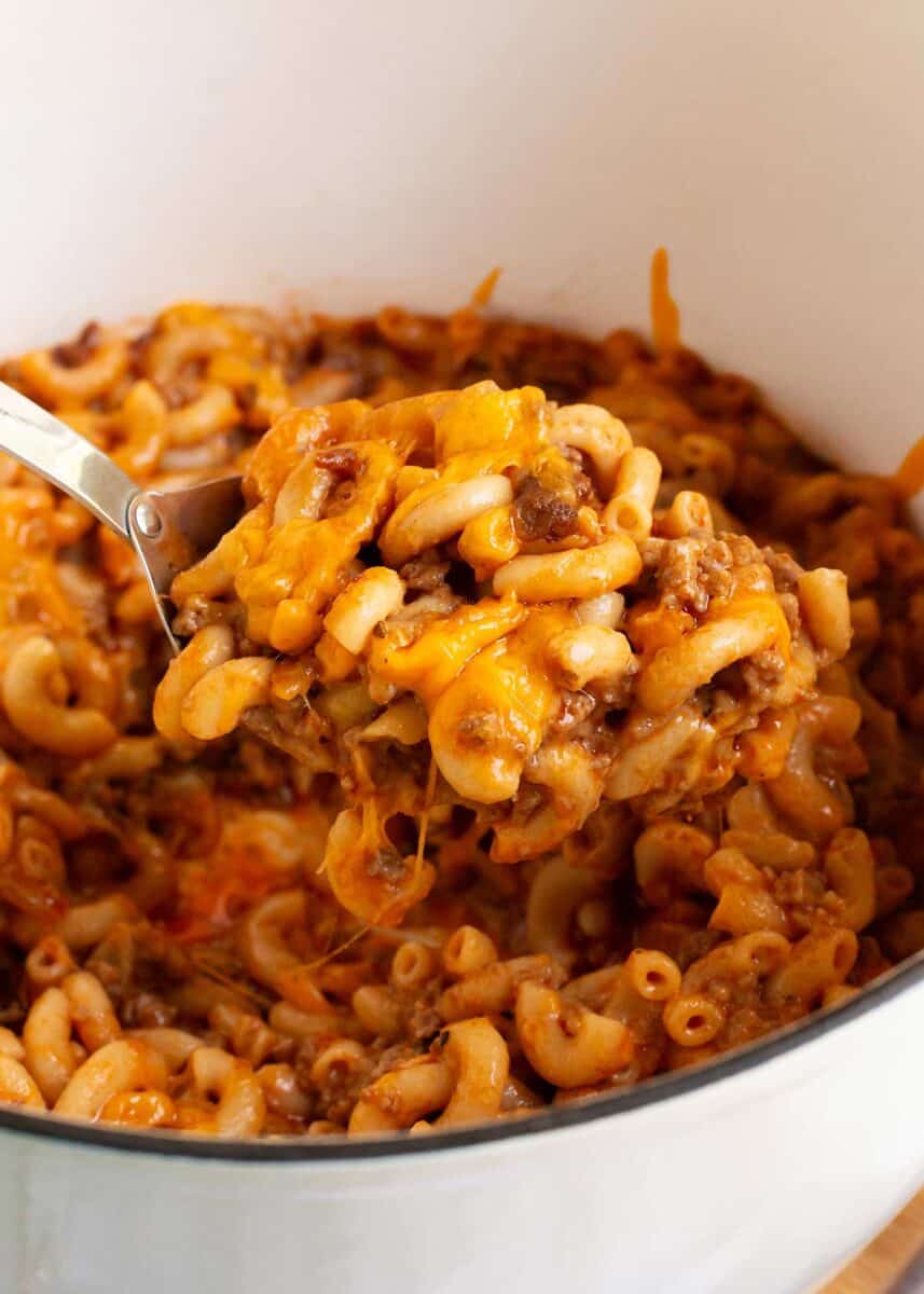 One Pot Cheeseburger Casserole - I Heart Naptime