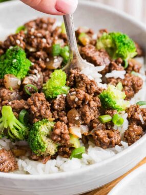 Ground beef and broccoli in a bowl.