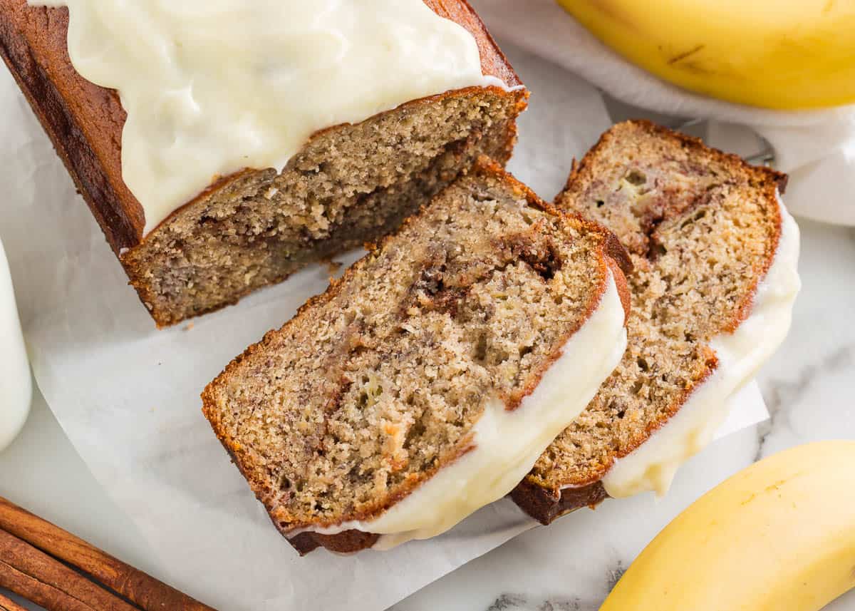 Cinnamon Roll Banana Bread