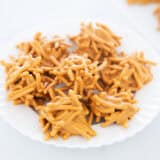 Haystacks on a white plate.