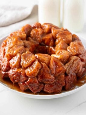 Monkey bread on a white plate.