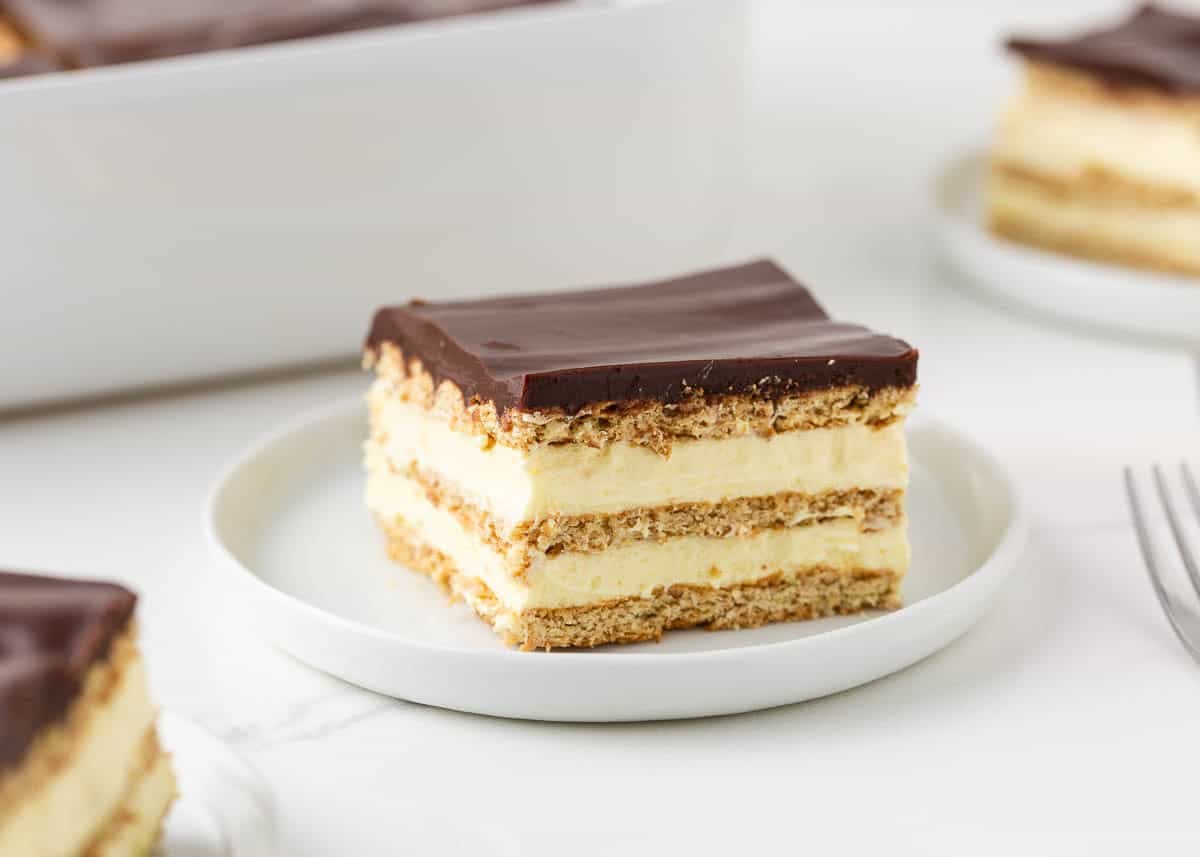 Eclair Cake with Chocolate Ganache