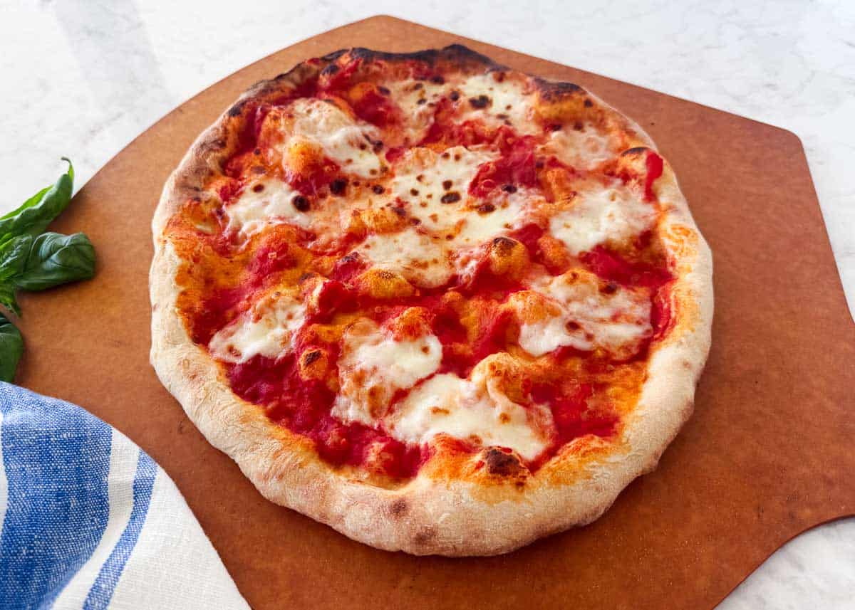 Margherita pizza.